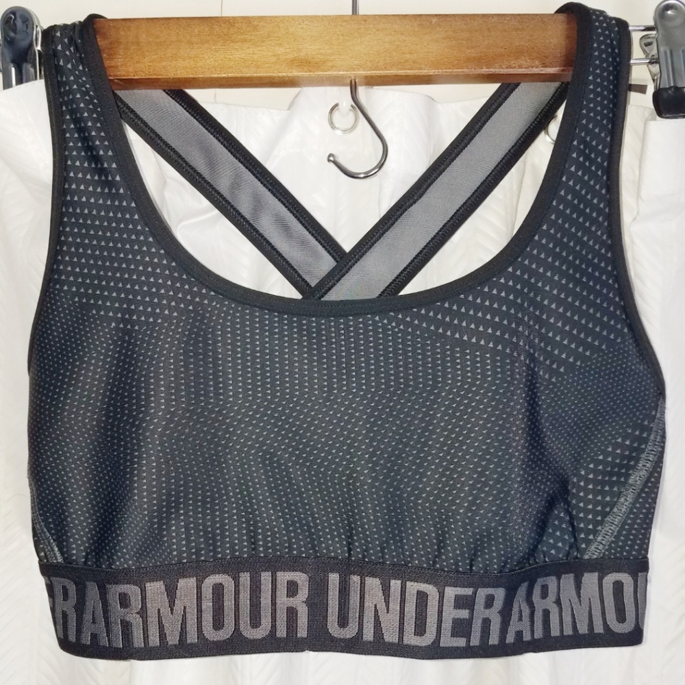 Under Armour Sports Bra Athleisure  Sz Small